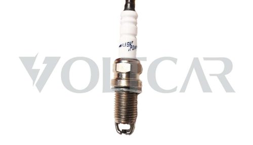 شمع خودرو فلش پوینت دو پلاتین پایه کوتاه مدل FP39CRD